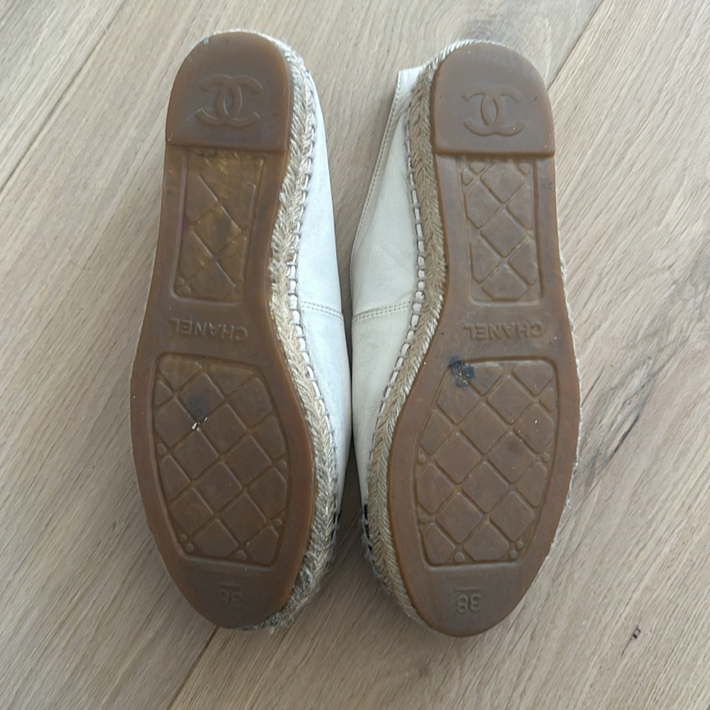Chanel Women Cc Logo Lambskin Leather Espadrilles White Black size EU 38 - Picture 4 of 10